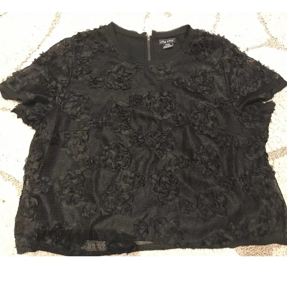 City chic size 16 floral crop top